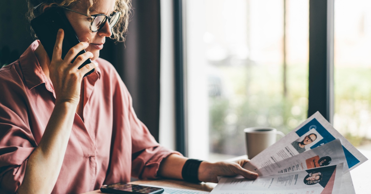 Vad tjänar en HR-specialist? Vi tar en titt på aktuella löner inom HR